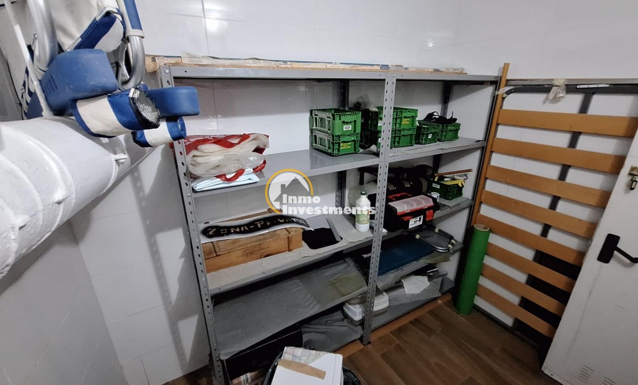 Resale - Storeroom - Torrevieja - Playa del Cura