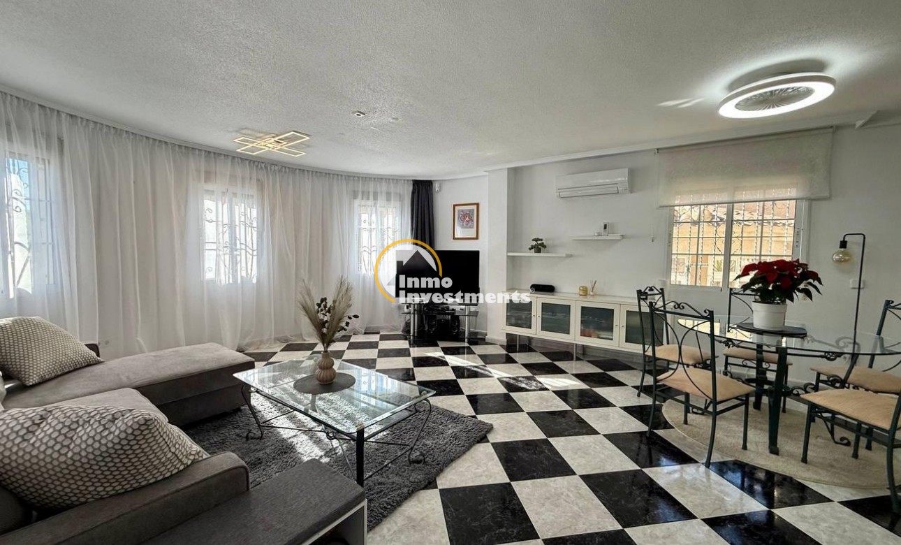 Bestaande bouw - Villa - Orihuela Costa - 