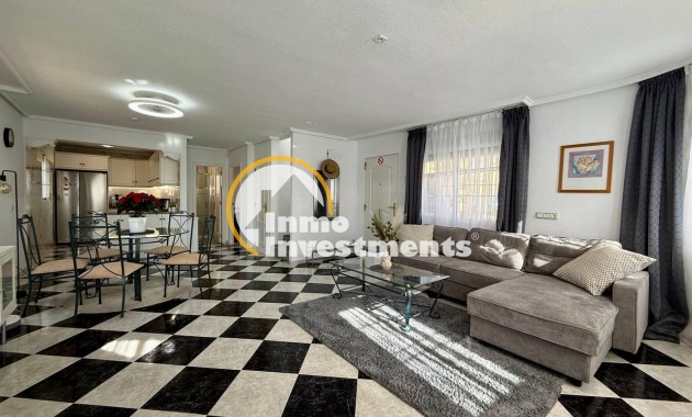 Bestaande bouw - Villa - Orihuela Costa - 