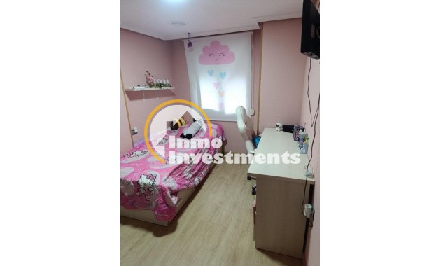 Resale - Apartment - Torrevieja