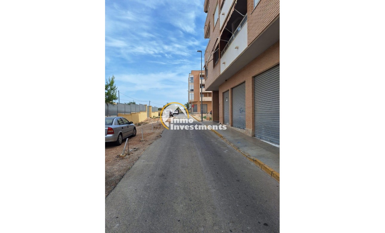Resale - Commercial - Los Montesinos - Pueblo 8