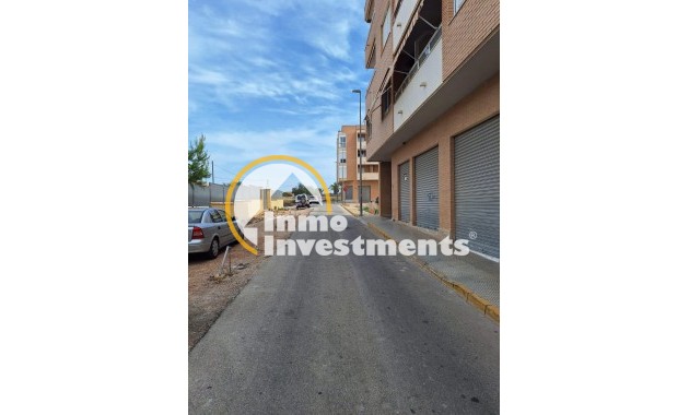 Resale - Commercial - Los Montesinos - Pueblo 8