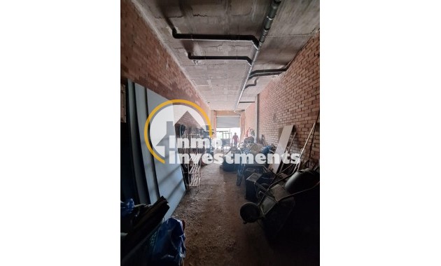 Resale - Commercial - Los Montesinos - Pueblo 8