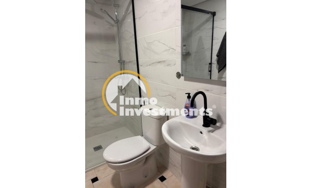 Bestaande bouw - Appartement - Torrevieja - La Mata pueblo