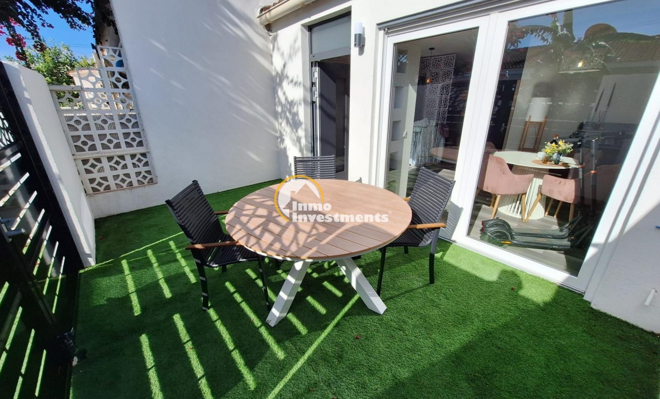 Reventa - Estudio - Torrevieja - Torretas