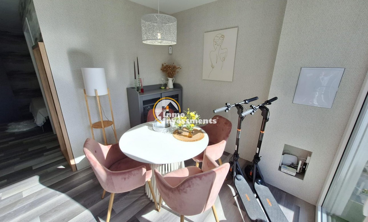 Reventa - Estudio - Torrevieja - Torretas