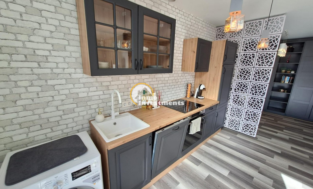 Reventa - Estudio - Torrevieja - Torretas