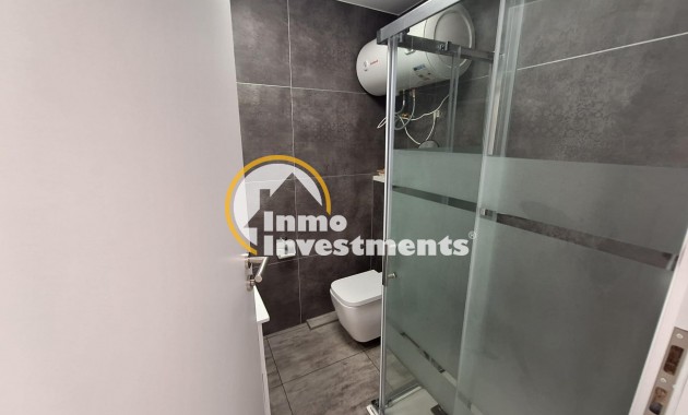 Reventa - Estudio - Torrevieja - Torretas