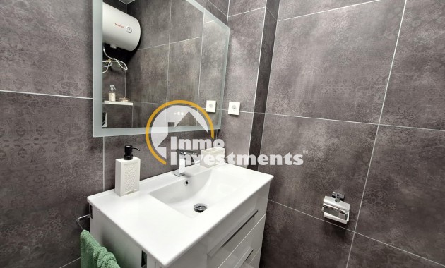 Reventa - Estudio - Torrevieja - Torretas