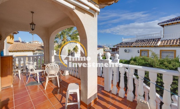 Till salu - Villa - Orihuela Costa - Playa Flamenca