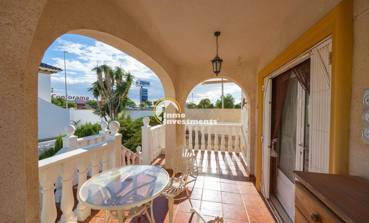 Till salu - Villa - Orihuela Costa - Playa Flamenca