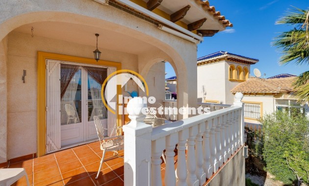 Till salu - Villa - Orihuela Costa - Playa Flamenca