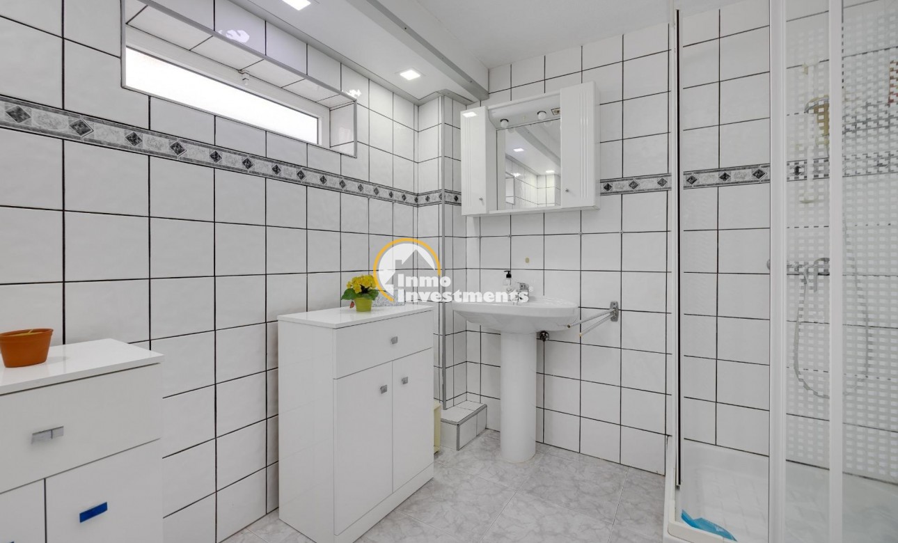 Till salu - Villa - Orihuela Costa - Playa Flamenca