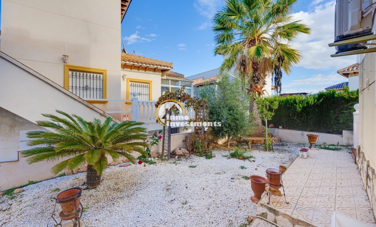 Till salu - Villa - Orihuela Costa - Playa Flamenca