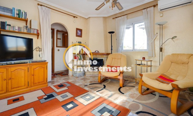 Till salu - Villa - Orihuela Costa - Playa Flamenca