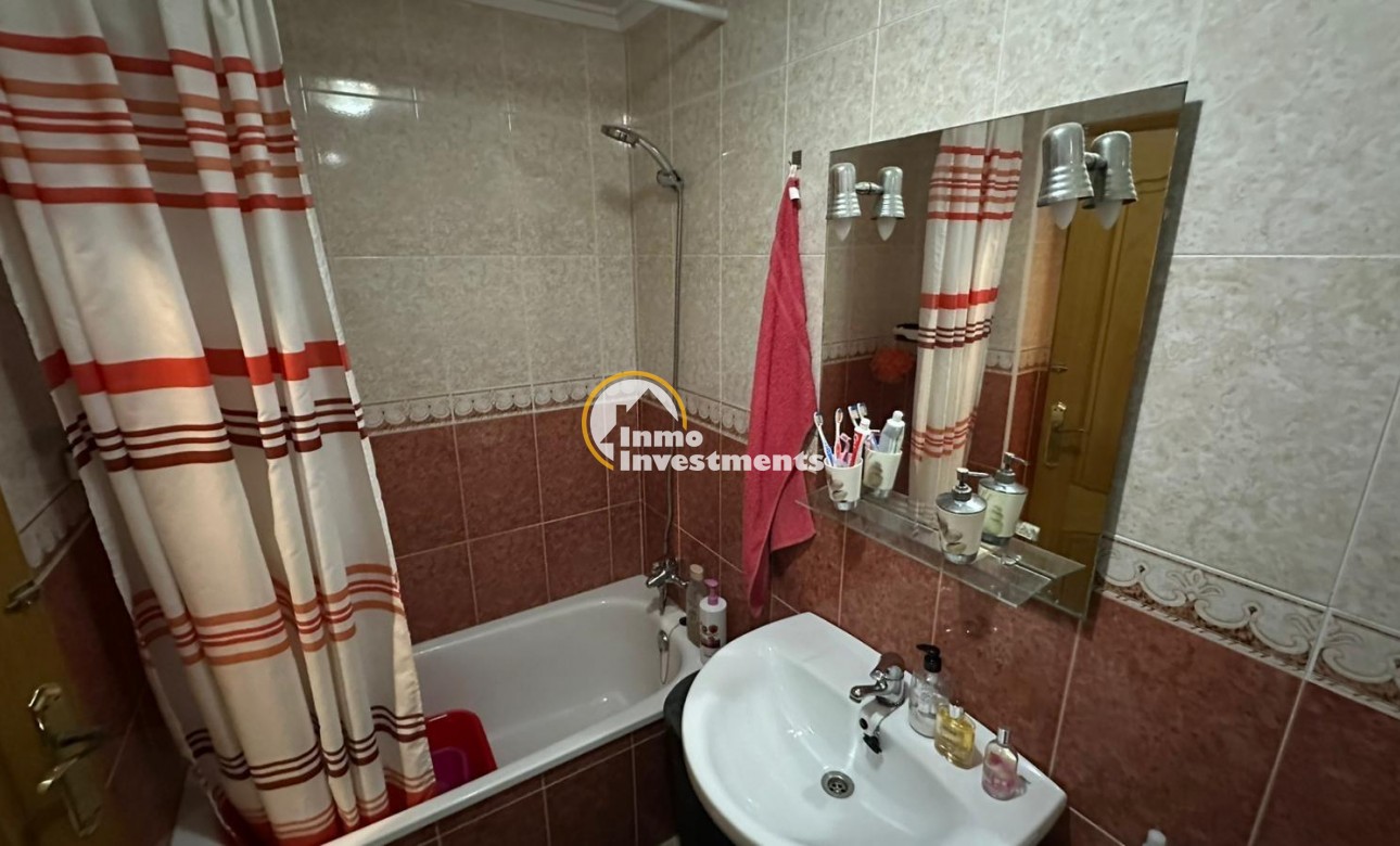 Resale - Apartment - Torrevieja