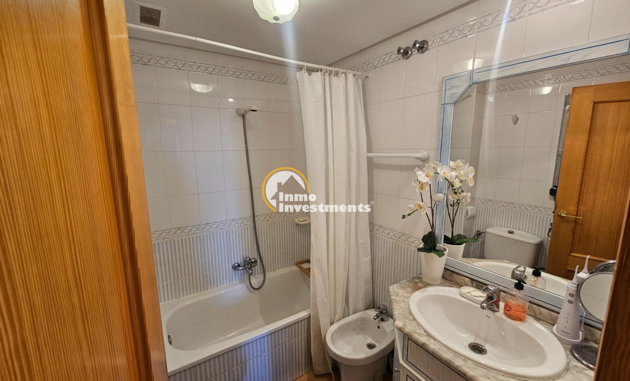 Resale - Apartment - Torrevieja - Torreblanca