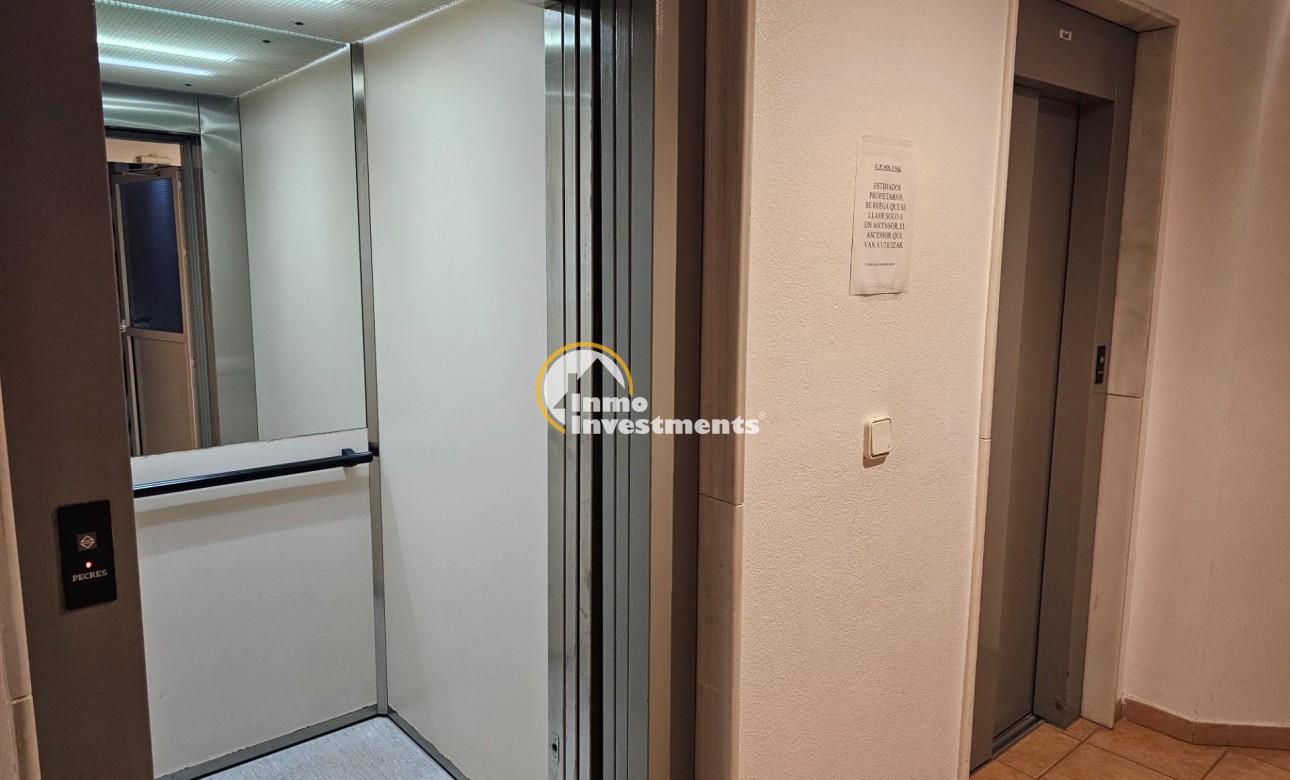 Resale - Apartment - Torrevieja - Torreblanca