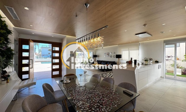 Till salu - Villa - Orihuela Costa - Campoamor