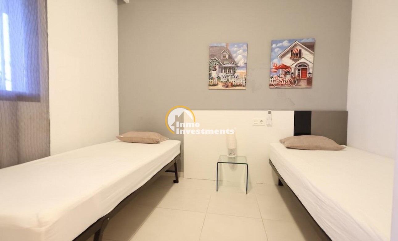 Resale - Apartment - Orihuela Costa - La Zenia