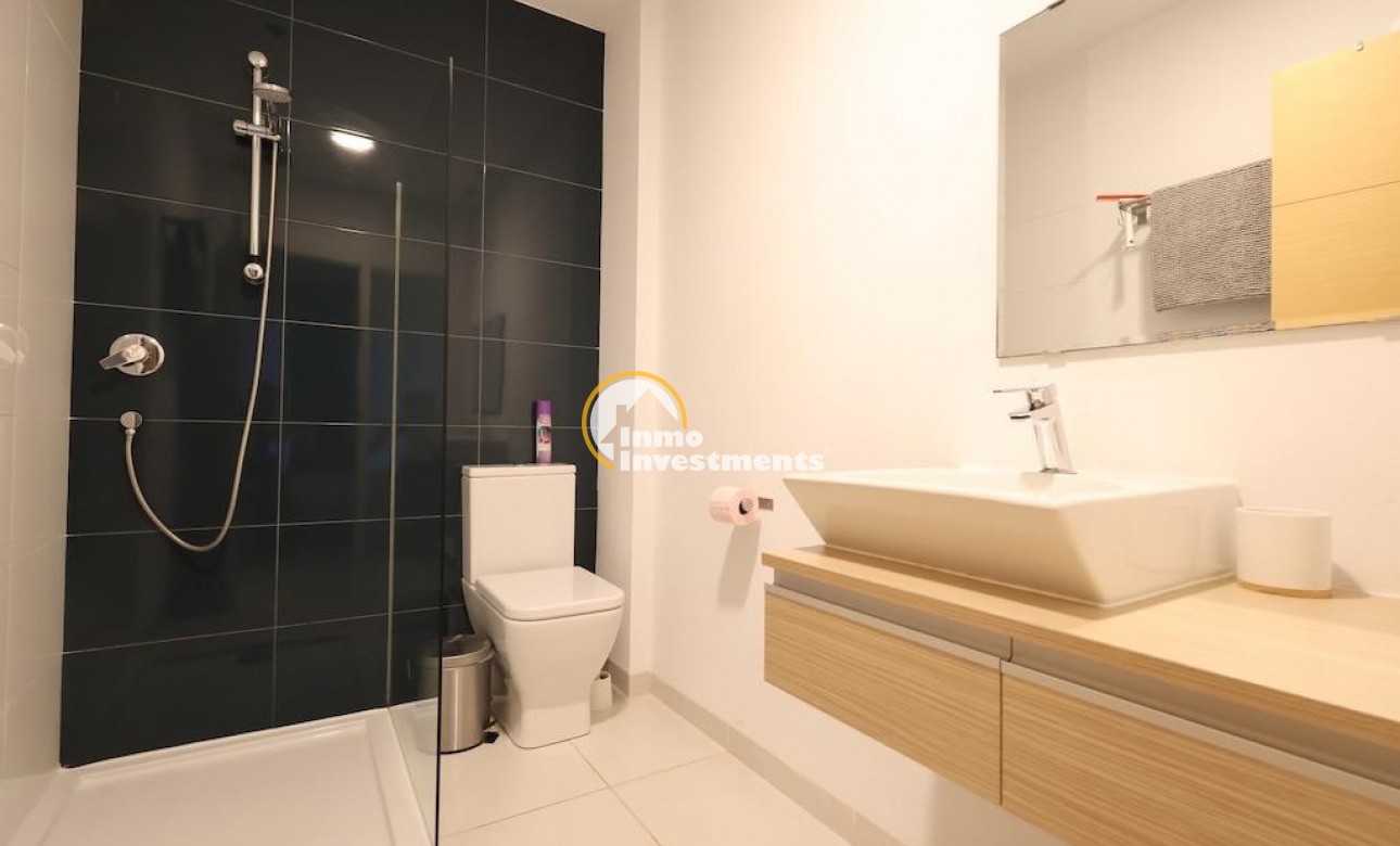 Resale - Apartment - Orihuela Costa - La Zenia