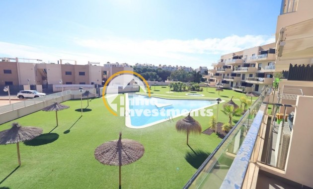 Resale - Apartment - Orihuela Costa - La Zenia