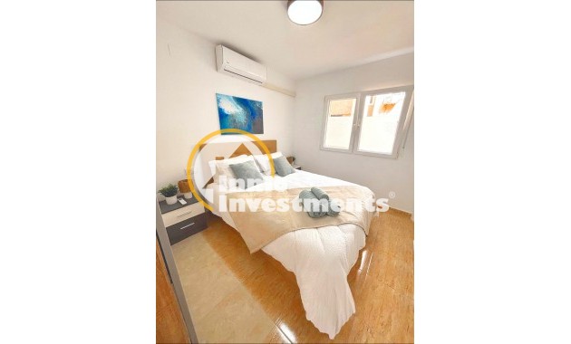 Resale - Apartment - Torrevieja - Torreblanca