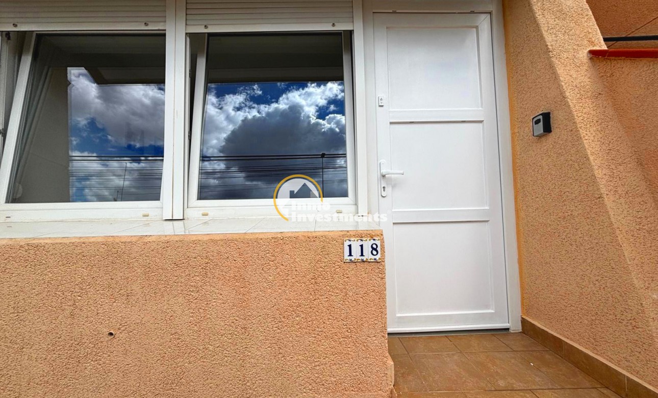 Resale - Apartment - Torrevieja - Torreblanca