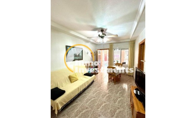 Reventa - Apartamento - Torrevieja - Estacion de autobuses