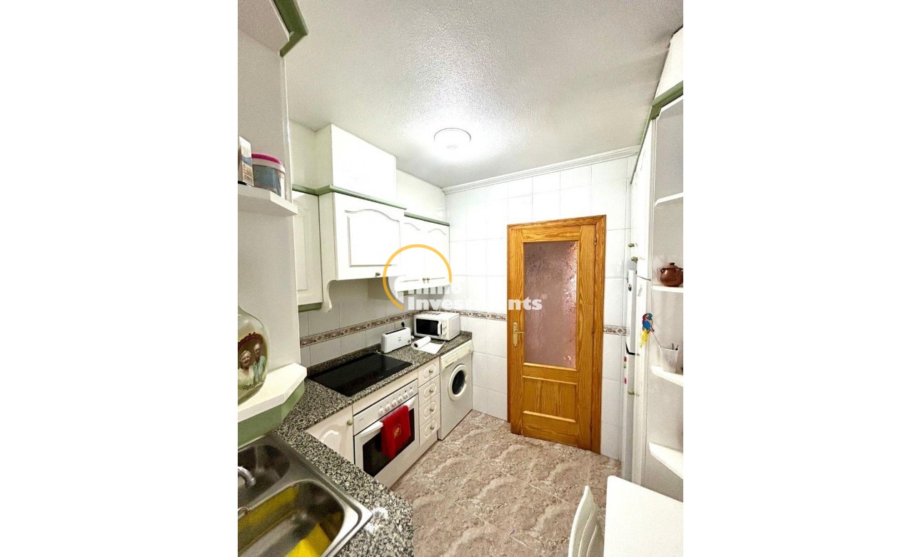 Reventa - Apartamento - Torrevieja - Estacion de autobuses