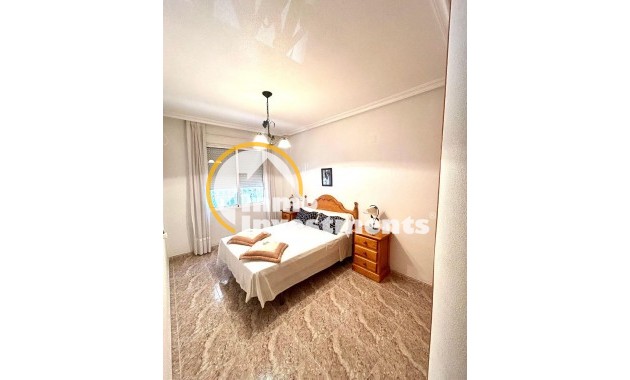 Reventa - Apartamento - Torrevieja - Estacion de autobuses