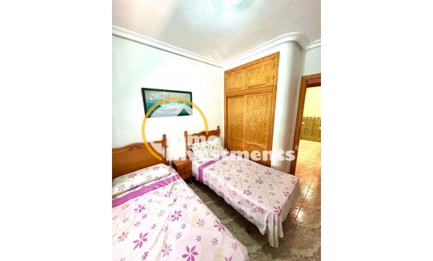 Reventa - Apartamento - Torrevieja - Estacion de autobuses