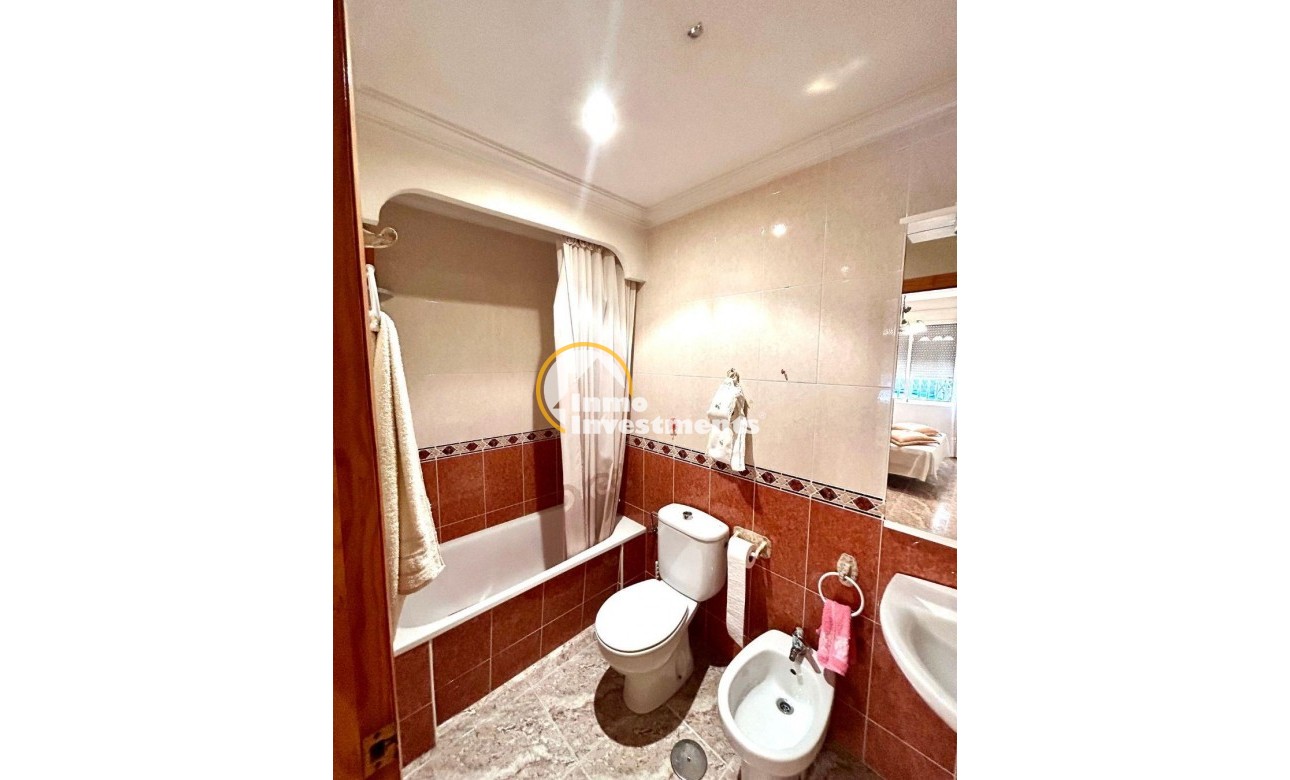 Reventa - Apartamento - Torrevieja - Estacion de autobuses