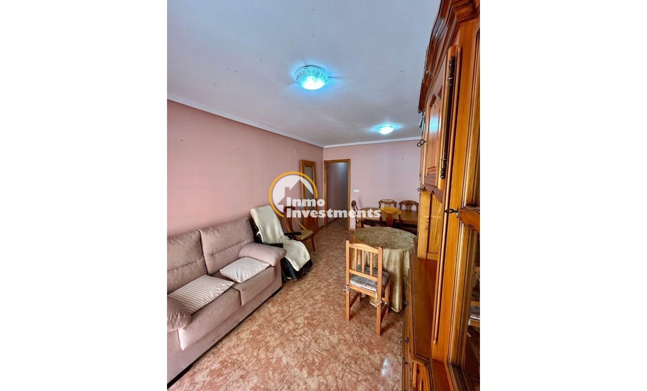 Resale - Apartment - Torrevieja - Playa del Cura