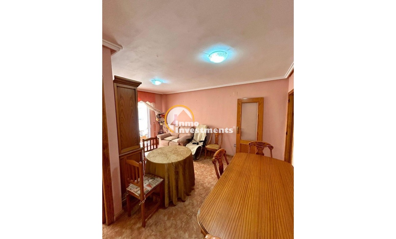 Resale - Apartment - Torrevieja - Playa del Cura