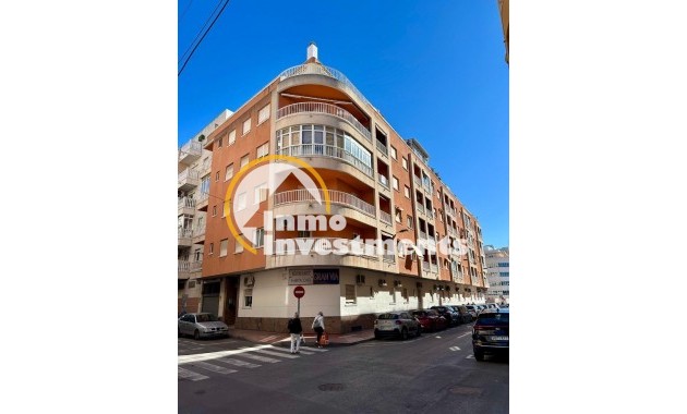 Resale - Apartment - Torrevieja - Playa del Cura