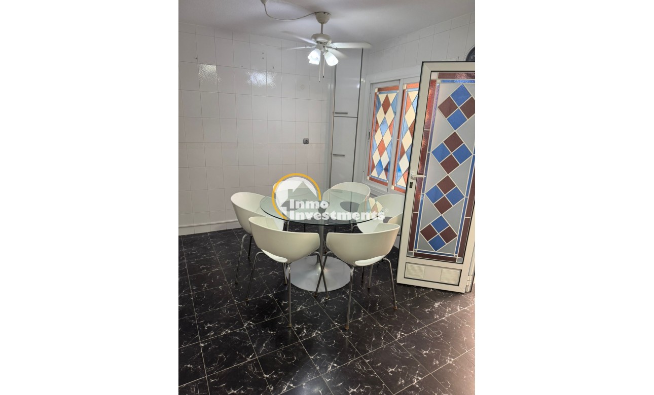 Resale - Apartment - Torrevieja