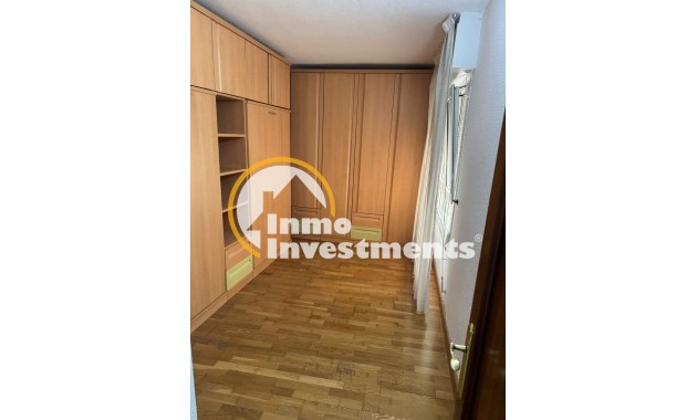 Resale - Apartment - Torrevieja