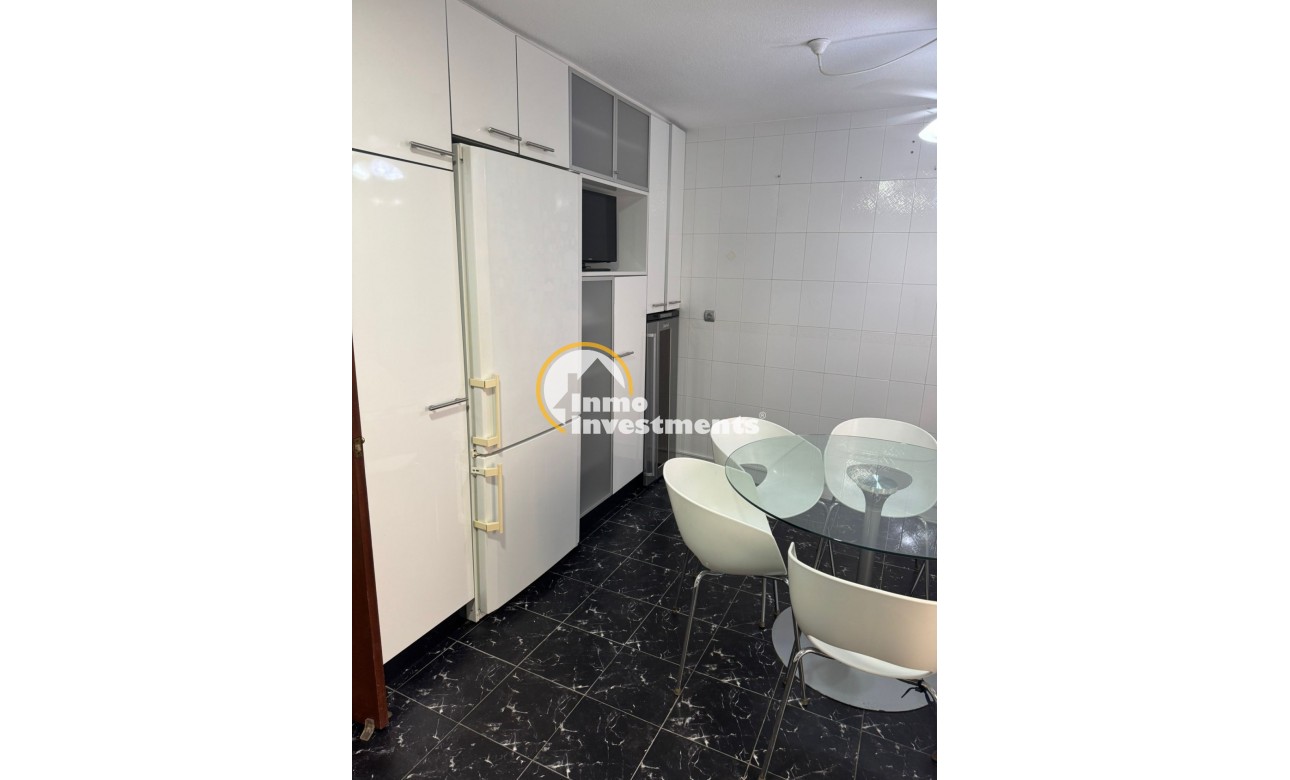 Resale - Apartment - Torrevieja