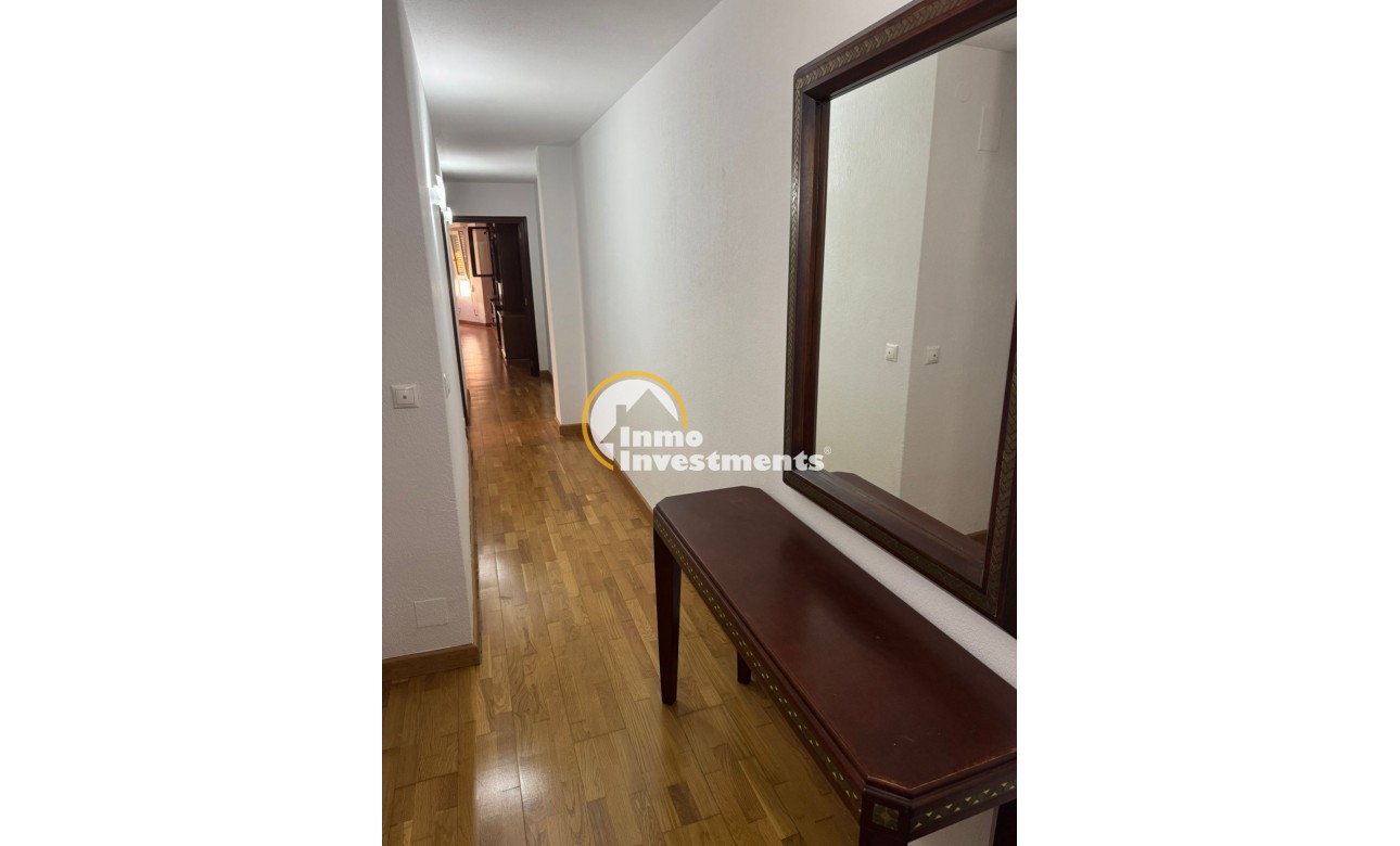 Resale - Apartment - Torrevieja