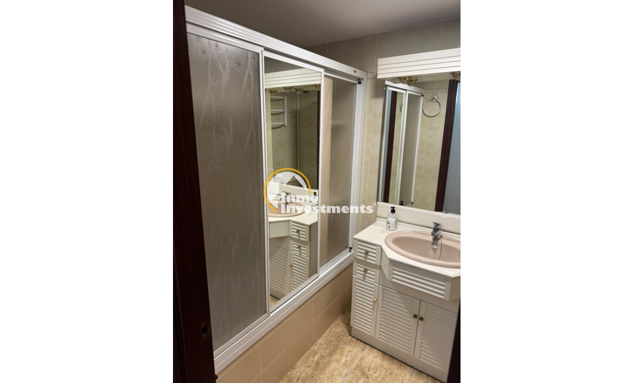 Resale - Apartment - Torrevieja