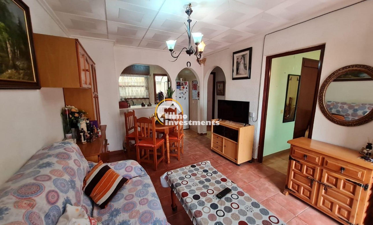 Resale - Bungalow - Torrevieja - Playa del Cura