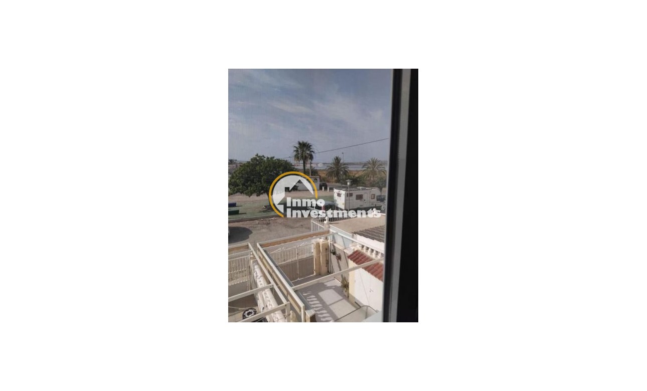 Resale - Villa - Torrevieja