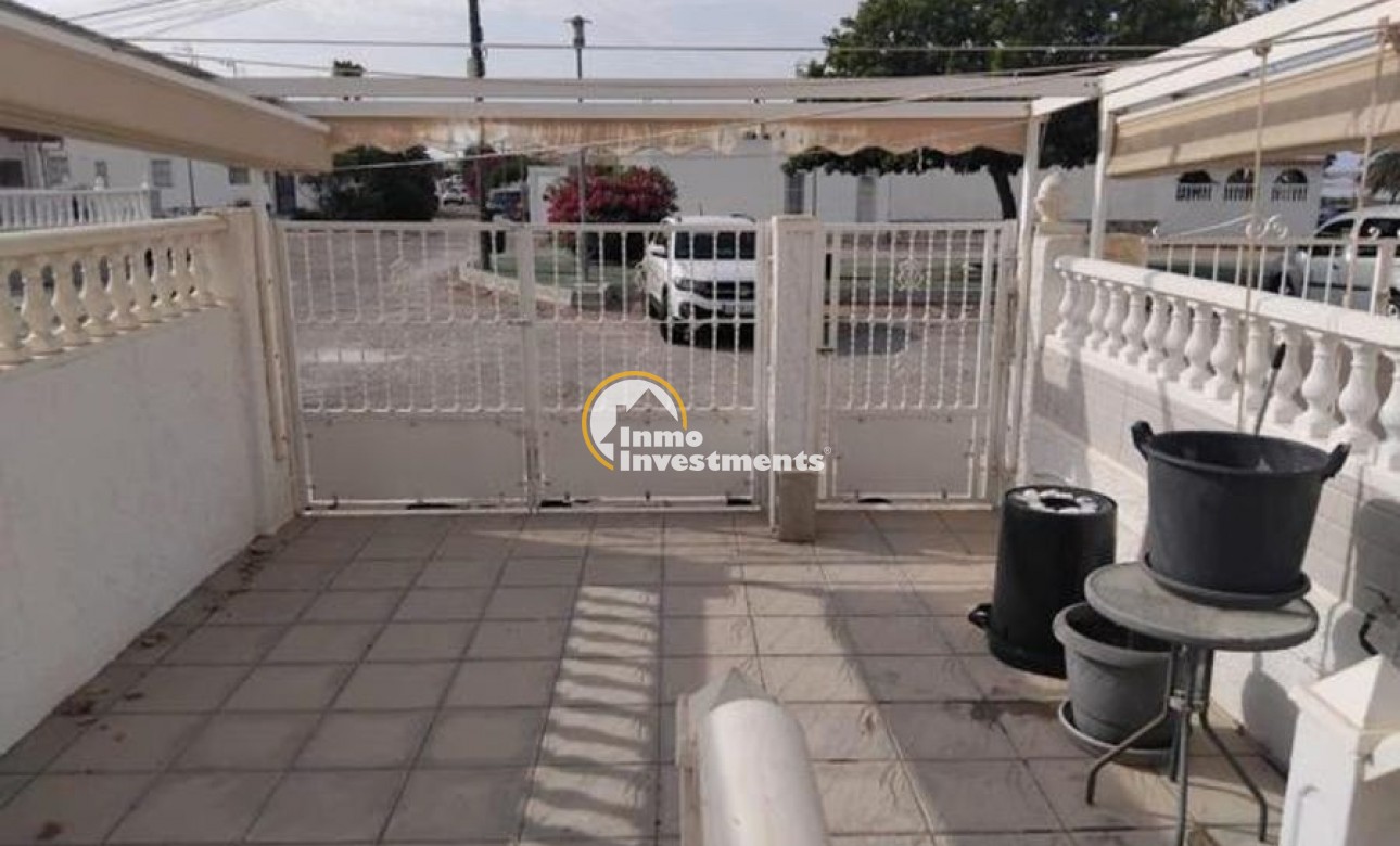 Resale - Villa - Torrevieja
