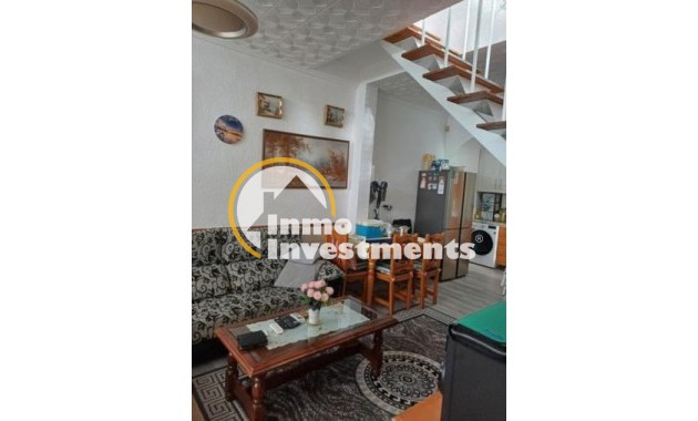 Resale - Villa - Torrevieja