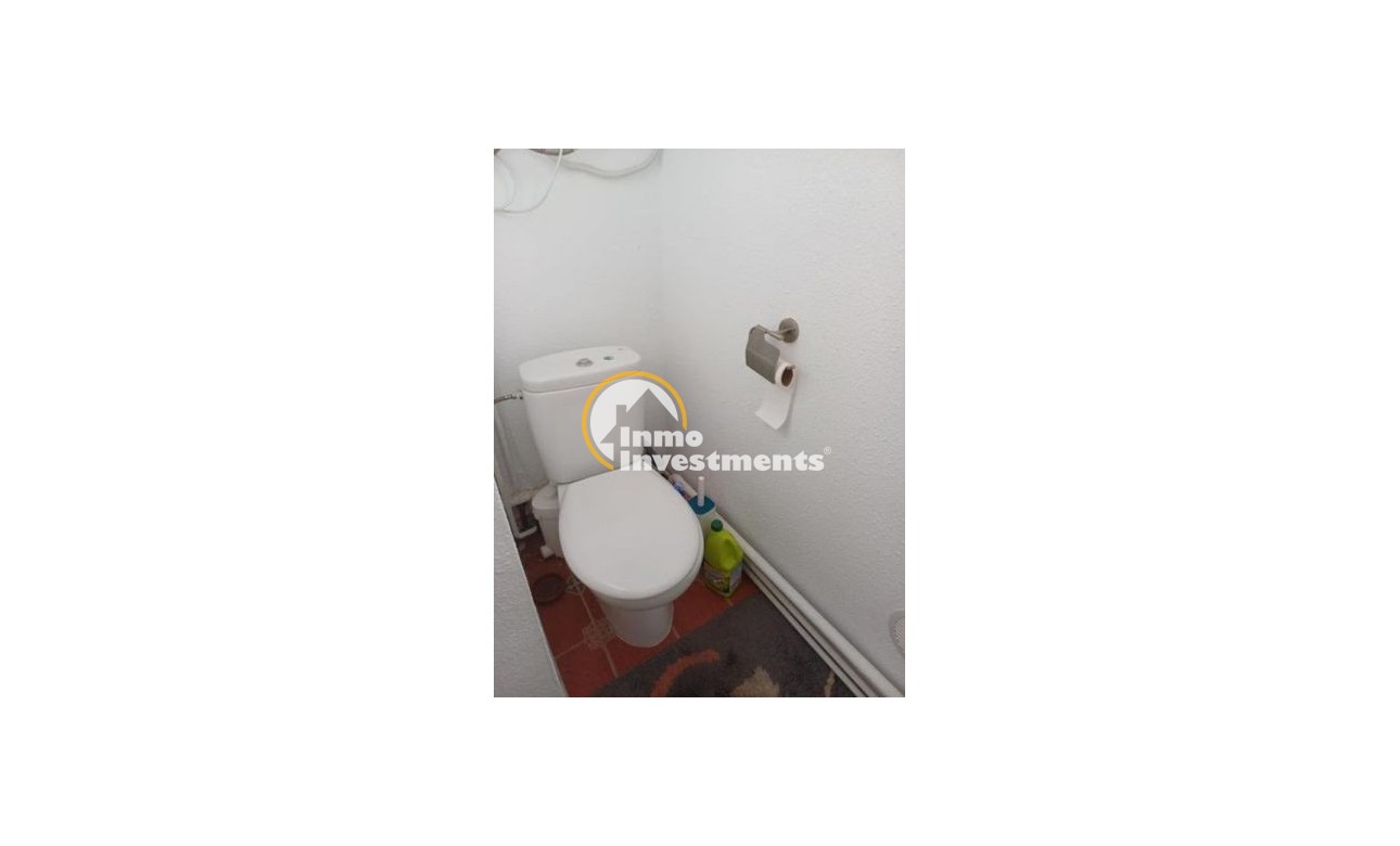 Resale - Villa - Torrevieja