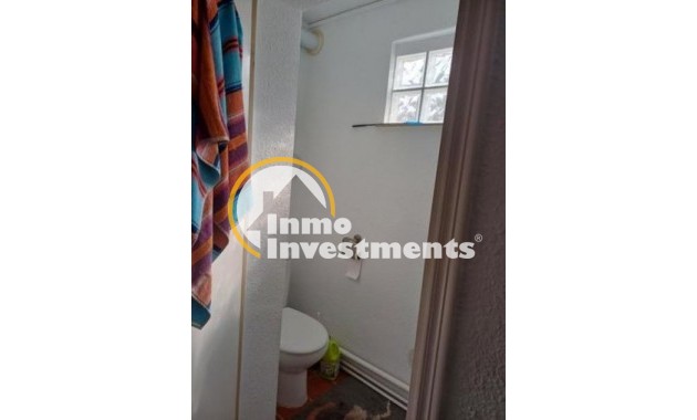 Resale - Villa - Torrevieja