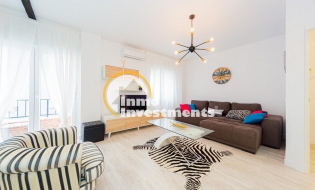 Resale - Apartment - Torrevieja