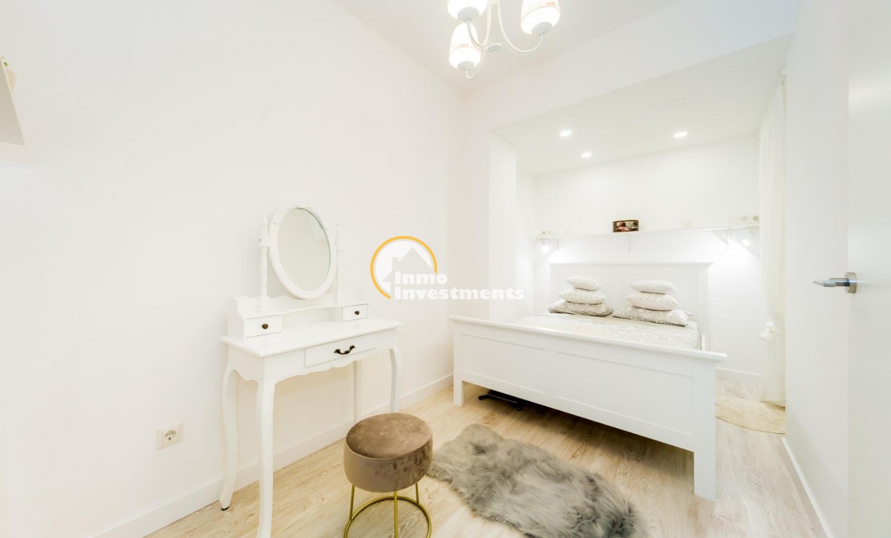 Resale - Apartment - Torrevieja