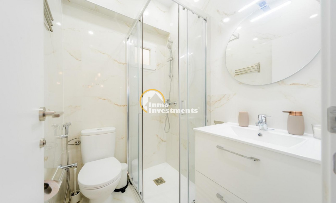 Resale - Apartment - Torrevieja